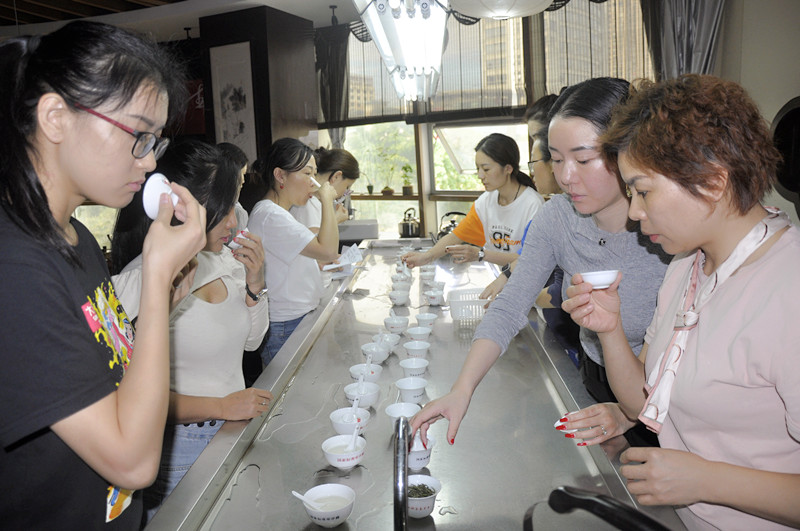 中国十大茶艺师培训班:入定频阈,为创伤后应激障碍治疗开辟新径